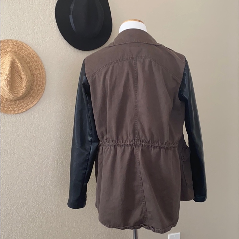 Jacket - Picture 2 of 7